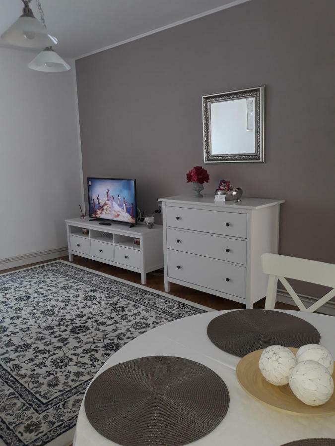 Apartment Bianco Central Сибиу Экстерьер фото