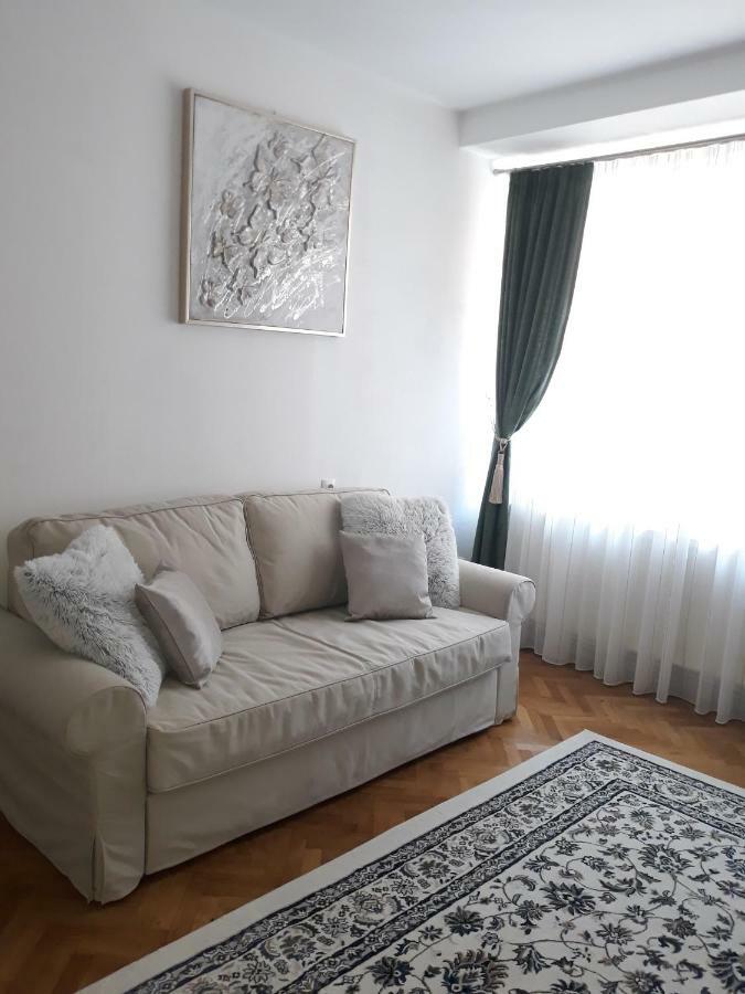 Apartment Bianco Central Сибиу Экстерьер фото